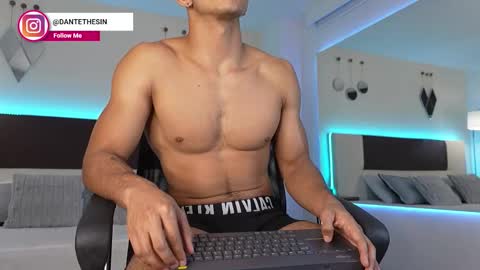 Dante online show from December 13, 2025, 7:53 pm