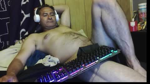 dantehot82 online show from March 8, 2026, 2:04 am