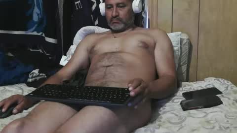 dantehot82 online show from June 7, 2026, 12:20 pm