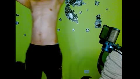 Snapshot of dantex13 chatting on November 18, 2025, 3:01 am dantex13 online show from November 18, 2025, 3:01 am