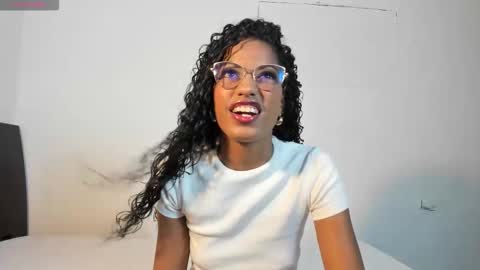 Snapshot of dany_brownie chatting on October 14, 2025, 5:08 am hi im DanyBest Squirter here on cb online show from October 14, 2025, 5:08 am