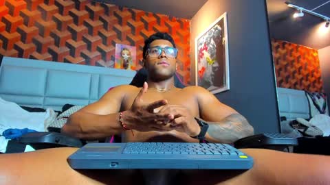 Snapshot of dany_dryy chatting on February 5, 2025, 10:19 am Dany online show from February 5, 2025, 10:19 am