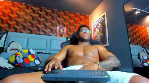 Snapshot of dany_dryy chatting on February 24, 2025, 1:13 am Dany online show from February 24, 2025, 1:13 am
