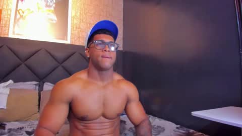 Snapshot of dany_dryy chatting on October 18, 2025, 5:35 pm Dany online show from October 18, 2025, 5:35 pm