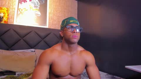 Snapshot of dany_dryy chatting on October 19, 2025, 9:21 am Dany online show from October 19, 2025, 9:21 am