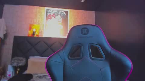 Snapshot of dany_dryy chatting on November 21, 2025, 12:54 am Dany online show from November 21, 2025, 12:54 am