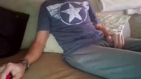 Snapshot of danydotado chatting on October 7, 2025, 4:48 pm danydotado online show from October 7, 2025, 4:48 pm