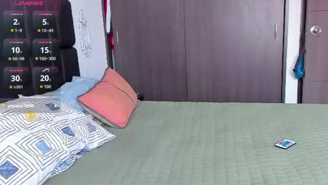 danyfitguy_ online show from June 23, 2026, 3:54 pm