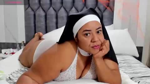 Snapshot of daphaineex chatting on October 31, 2025, 1:23 pm daphaineex online show from October 31, 2025, 1:23 pm