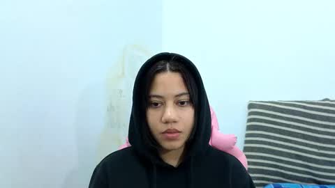 daphne985993 online show from February 11, 2026, 5:45 am