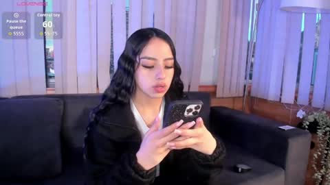 daphne_chers online show from May 22, 2026, 10:54 am