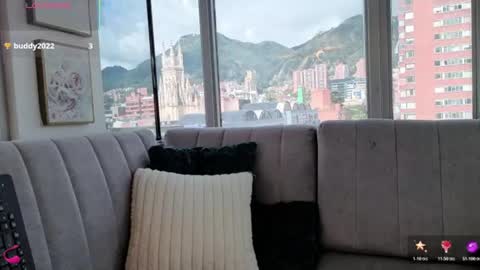 daphne_chers online show from July 16, 2026, 7:42 pm