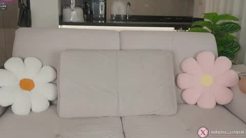 daphne_cooper1 online show from June 6, 2026, 1:43 am