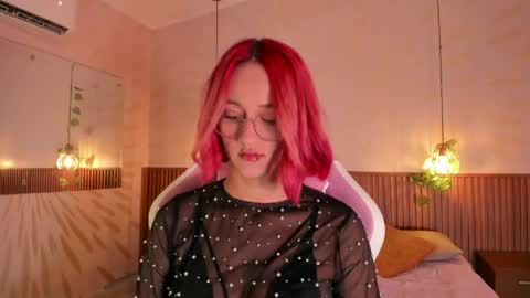 Daphne online show from April 13, 2026, 3:12 am