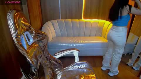 Snapshot of daphne_nicole_b chatting on March 2, 2026, 12:34 pm daphne_nicole_b online show from March 2, 2026, 12:34 pm