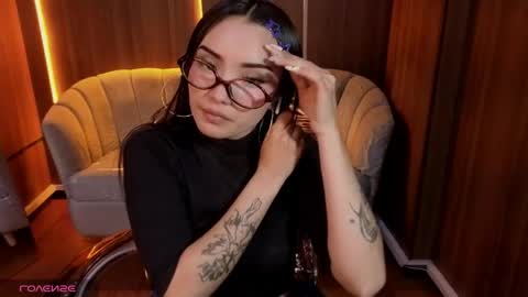 daphne_nicole_b online show from May 31, 2026, 1:07 pm