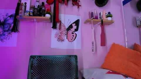 daphneandrade online show from January 25, 2025, 6:57 pm