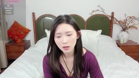 Snapshot of daphnedawn chatting on November 24, 2025, 1:00 pm Dawn online show from November 24, 2025, 1:00 pm