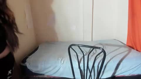 Snapshot of daphnegirlsexxy chatting on November 18, 2025, 3:12 am daphnegirlsexxy online show from November 18, 2025, 3:12 am