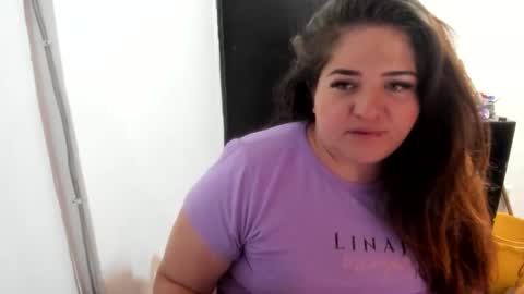daphnegirlsexxy online show from May 18, 2026, 9:20 pm