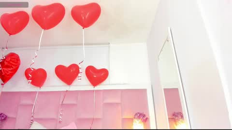 Daphne online show from February 13, 2025, 2:45 am