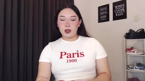 Snapshot of darcy_world chatting on October 25, 2025, 5:04 am DARCY online show from October 25, 2025, 5:04 am