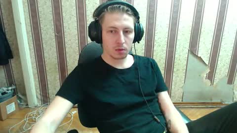 Snapshot of darienlarge chatting on October 4, 2025, 2:42 am darienlarge online show from October 4, 2025, 2:42 am