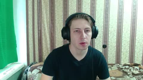 Snapshot of darienlarge chatting on October 24, 2025, 10:44 am darienlarge online show from October 24, 2025, 10:44 am