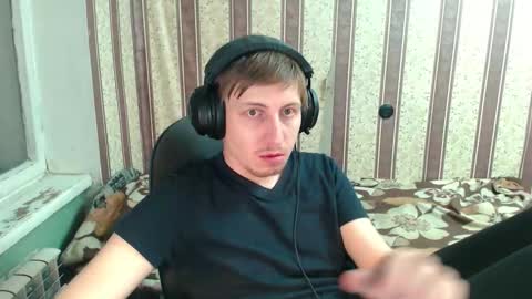 Snapshot of darienlarge chatting on November 3, 2025, 2:18 pm darienlarge online show from November 3, 2025, 2:18 pm