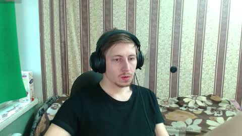 Snapshot of darienlarge chatting on November 9, 2025, 10:35 am darienlarge online show from November 9, 2025, 10:35 am