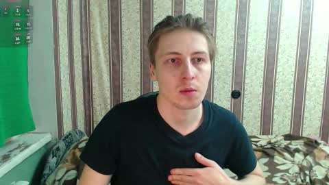 Snapshot of darienlarge chatting on November 17, 2025, 3:29 pm darienlarge online show from November 17, 2025, 3:29 pm