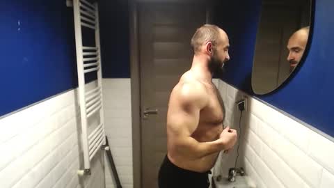 Dario  Muscel King online show from December 5, 2025, 9:00 pm