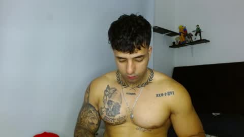 Darius Phoenix  online show from April 3, 2026, 7:01 pm