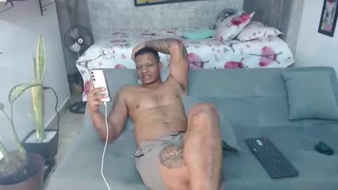 dark_dominion online show from February 5, 2026, 8:35 pm