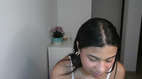 Snapshot of dark_enchantress_ chatting on December 12, 2024, 3:10 am Sofia online show from December 12, 2024, 3:10 am