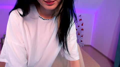 Snapshot of dark_lola_ chatting on January 2, 2025, 12:57 pm Lola online show from January 2, 2025, 12:57 pm