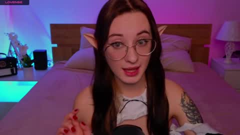 Snapshot of dark_lola_ chatting on February 8, 2025, 9:56 am Lola online show from February 8, 2025, 9:56 am