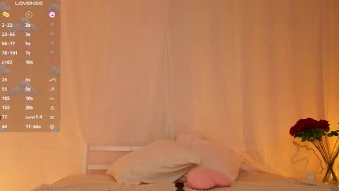 Snapshot of dark_lola_ chatting on November 7, 2025, 3:17 am Lola online show from November 7, 2025, 3:17 am