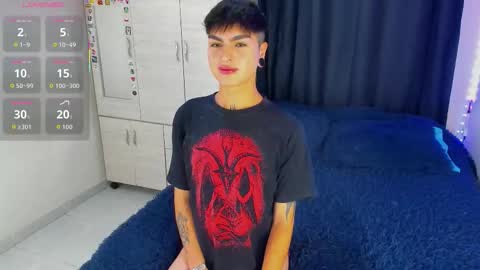 Snapshot of dark_lucky chatting on September 25, 2025, 1:09 am Juanito online show from September 25, 2025, 1:09 am