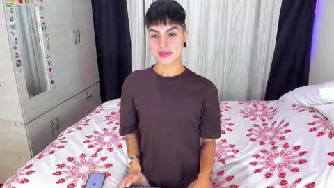 Juanito online show from December 23, 2025, 1:03 am