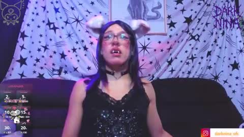 dark_nina__ online show from April 23, 2026, 3:41 am