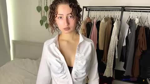 Snapshot of dark_project chatting on October 11, 2025, 8:24 am Emily online show from October 11, 2025, 8:24 am