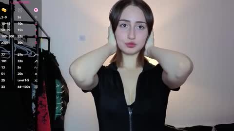 Snapshot of dark_project chatting on November 13, 2025, 8:35 am Emily online show from November 13, 2025, 8:35 am