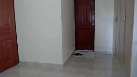 dark_qween online show from December 5, 2025, 11:30 am