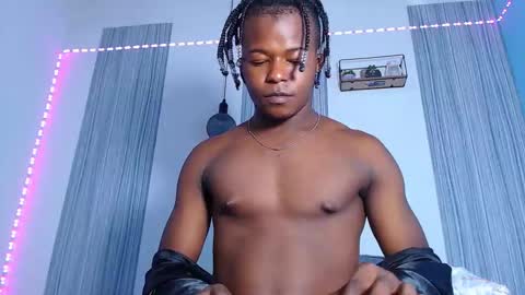 Snapshot of dark_stallionx chatting on November 18, 2025, 7:24 am Chris online show from November 18, 2025, 7:24 am