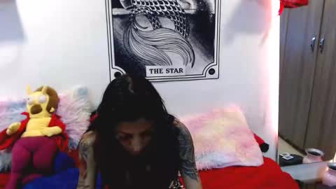 dark_temptation77 online show from November 23, 2025, 8:08 pm