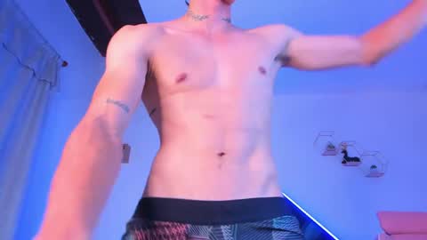 dark_valentino online show from April 10, 2026, 3:56 am