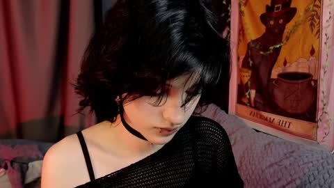Snapshot of dark_vamp_ chatting on February 7, 2025, 10:41 pm Vamp online show from February 7, 2025, 10:41 pm