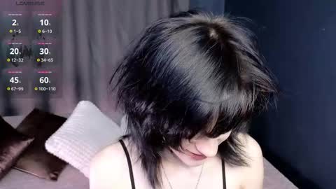 Snapshot of dark_vamp_ chatting on October 2, 2025, 1:07 pm Vamp online show from October 2, 2025, 1:07 pm