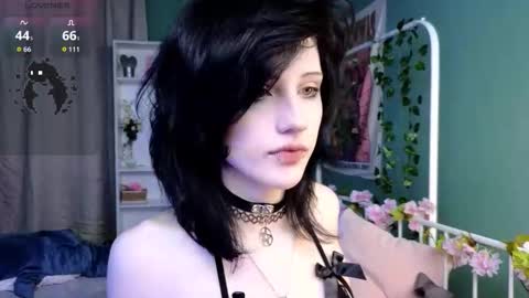 Snapshot of dark_vamp_ chatting on October 10, 2025, 3:22 pm Vamp online show from October 10, 2025, 3:22 pm